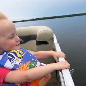 Meet your Posher, April